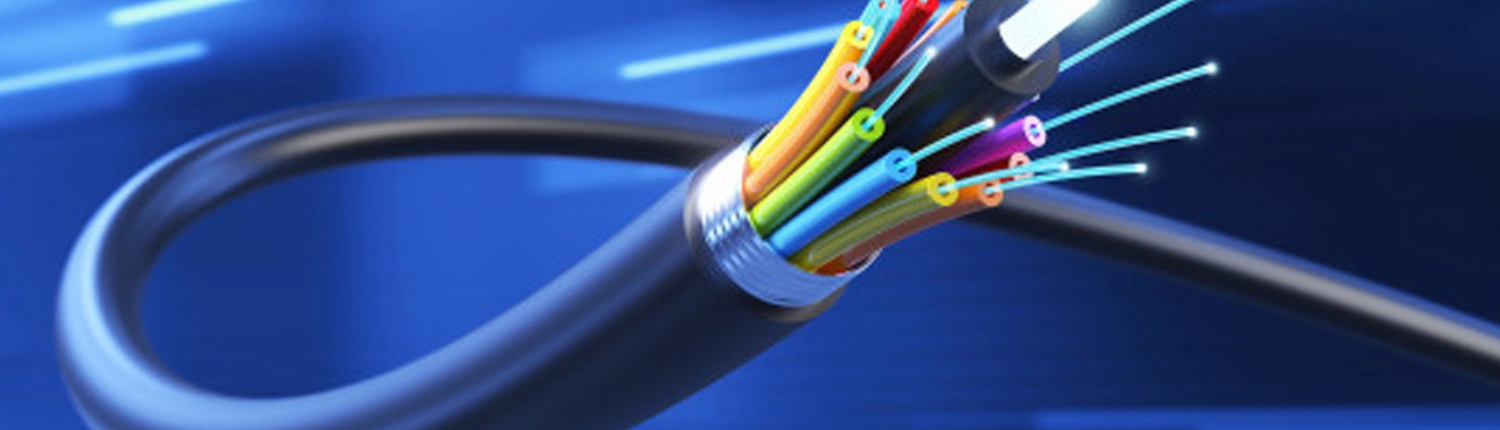 Interior de cable fibra óptica plástica